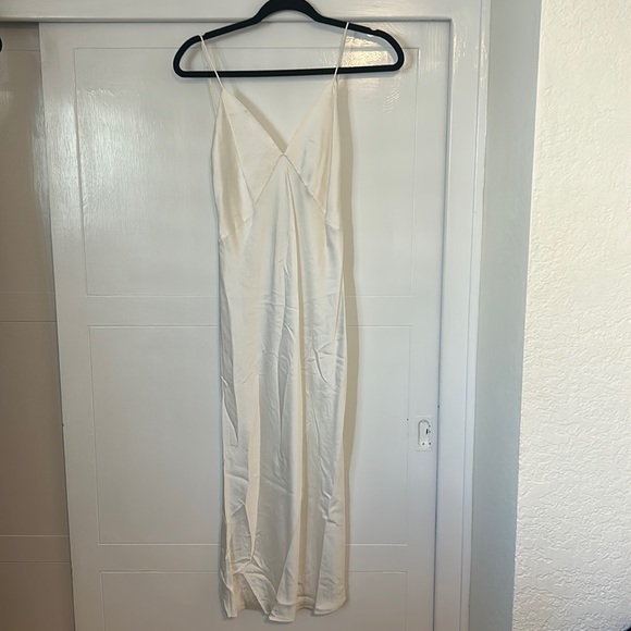 Olivia Von Halle Issa Dress - Picture 2 of 3